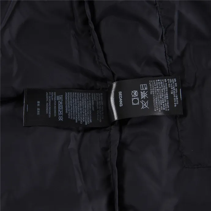 NFC The North Face 1996 Classic ： S+The North Face" 、 。 The North Face" 。The North Face。 。 , 。The North Face" , Yosemite Half Dome, 。️ ： ：RDS Quality 700 90 / 320g（ 20g） ： 1990 ， 。 ： ：YKK ISO 9000Quality ZP ：340TPremium ： ， ， Lightweight 。 Size：S-XXL